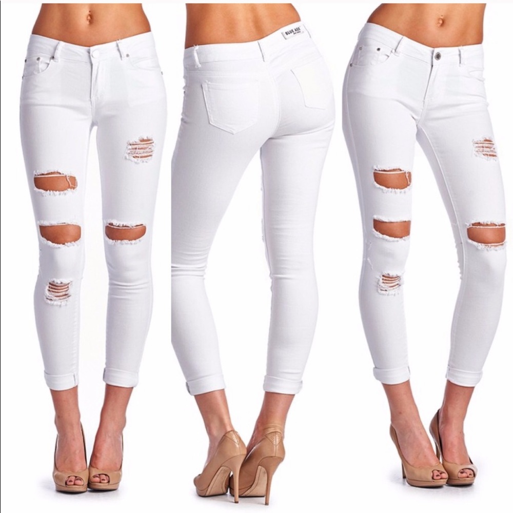 LAST 1💙Distressed white denim skinny jeans - Picture 2 of 3